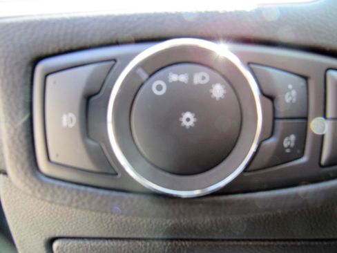 Used 2023 Ford Edge SEL w/ Convenience Package image 11