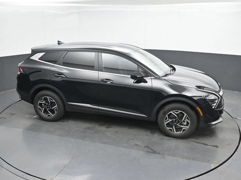 Used 2025 Kia Sportage LX AWD/4WD image 31