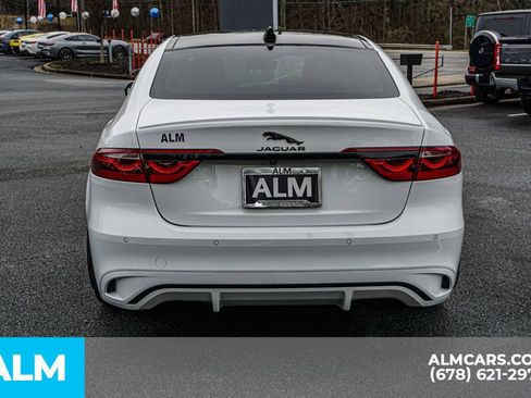 Used 2024 Jaguar XF R-Dynamic SE image 11