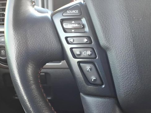 Used 2024 Nissan Titan PRO-4X w/ Pro-4x Convenience Package image 30