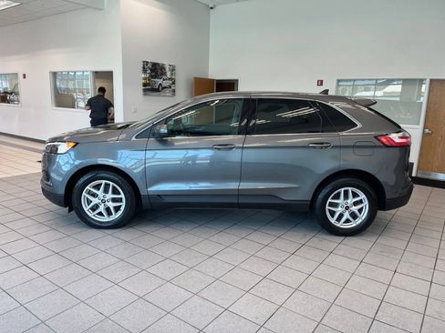 Used 2024 Ford Edge SEL w/ Convenience Package AWD/4WD image 6