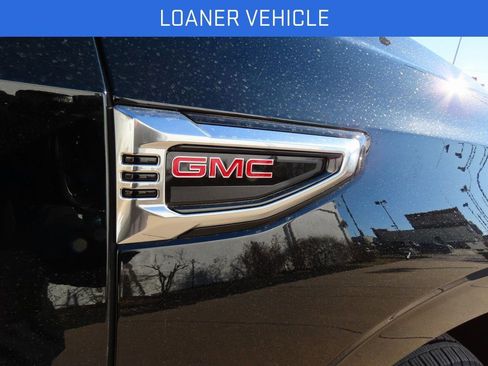 New 2026 GMC Yukon XL Denali AWD/4WD image 9