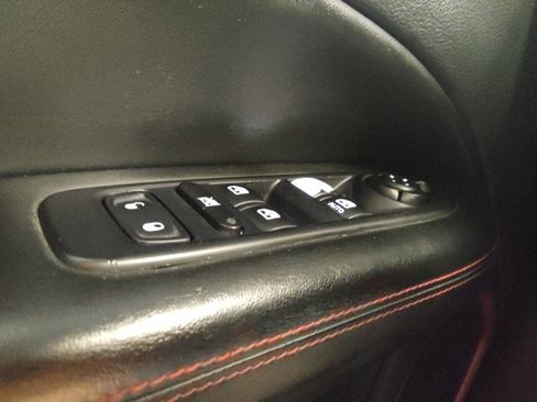 Used 2019 Jeep Compass Trailhawk AWD/4WD image 27