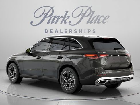 Used 2026 Mercedes-Benz GLC 300 image 13