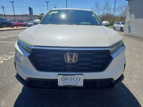 Used 2024 Honda CR-V EX-L image 2