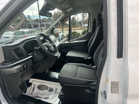 Used 2024 Ford Transit 250 XL w/ Exterior Upgrade Package image 9