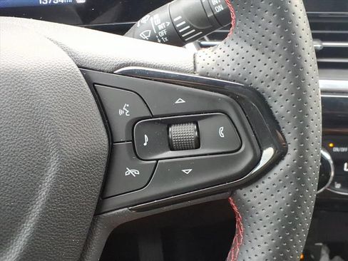 Used 2026 Chevrolet Trax RS w/ Driver Confidence Package FWD image 13