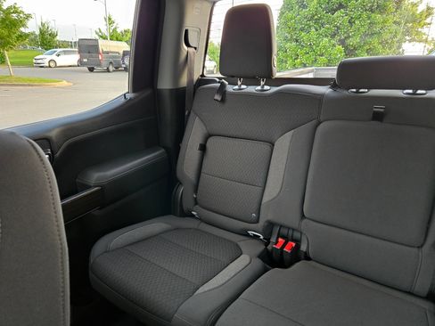 Used 2022 Chevrolet Silverado 1500 RST AWD/4WD image 12