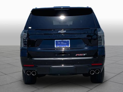 Used 2025 Chevrolet Suburban RST w/ Comfort Package AWD/4WD image 5