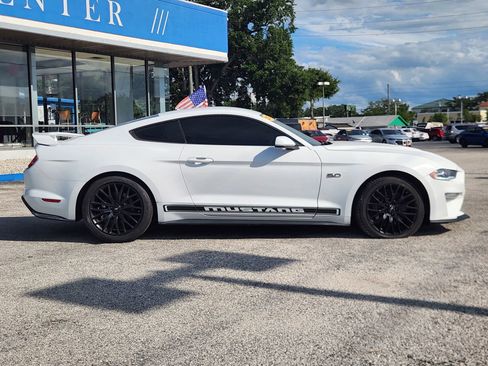 Used 2019 Ford Mustang GT w/ GT Performance Package RWD image 9