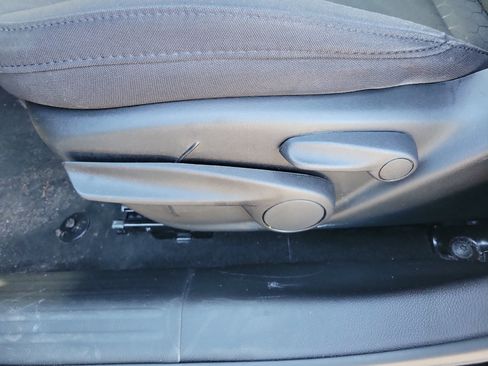 Used 2019 Jeep Compass Sport w/ Tech Group image 23