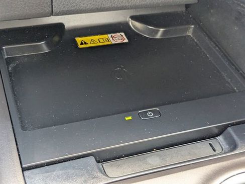 Used 2023 Toyota Camry XLE image 22