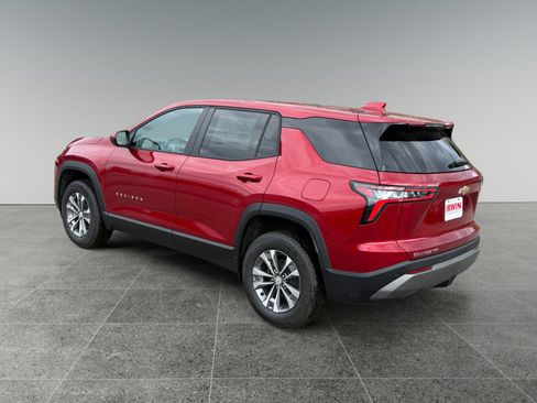 New 2026 Chevrolet Equinox LT AWD/4WD image 3