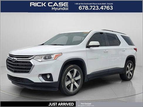 Used 2021 Chevrolet Traverse LT w/ LT Premium Package FWD image 1