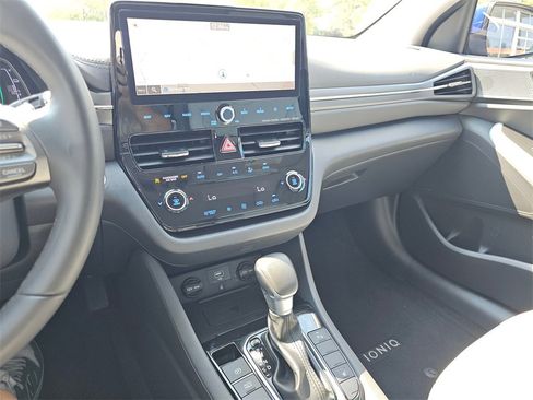 Used 2022 Hyundai Ioniq Limited image 26