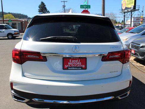 Used 2018 Acura MDX SH-AWD w/ Advance Package image 5