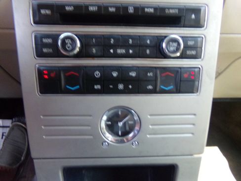 Used 2010 Ford Flex Limited FWD image 63