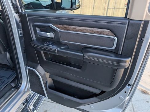 Used 2020 RAM 2500 Laramie image 32