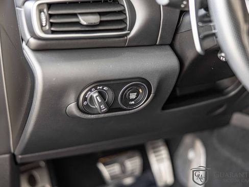 Used 2022 Maserati Levante F Tributo image 21