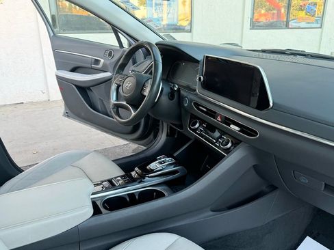Used 2023 Hyundai Sonata Limited image 26