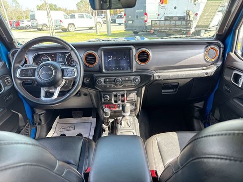 Used 2022 Jeep Gladiator Mojave w/ Trailer Tow Package image 24