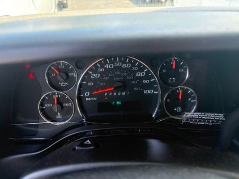 Used 2025 GMC Savana 2500 w/ Driver Convenience Package RWD image 32