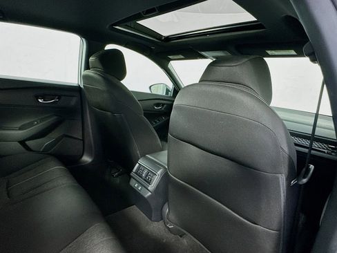 Used 2025 Honda Accord Sport image 32