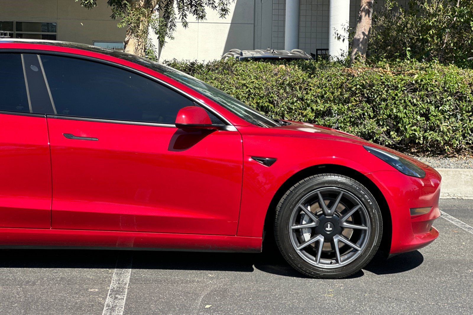 Used 2023 Tesla Model 3 Standard Range RWD image 33