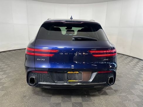 Used 2025 Genesis GV70 2.5T AWD/4WD image 4