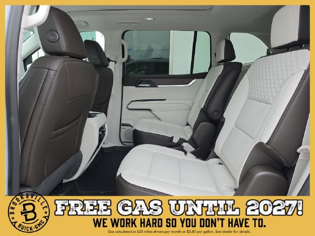 New 2027 GMC Acadia Denali w/ Denali Reserve Package FWD image 15
