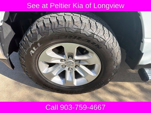 Used 2024 RAM 1500 Laramie AWD/4WD image 10