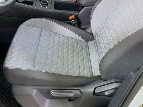 Used 2025 Volkswagen Tiguan S image 18