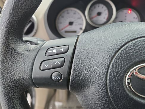 Used 2005 Toyota RAV4 2WD image 15