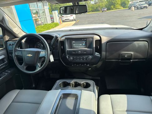Used 2019 Chevrolet Silverado 2500 W/T w/ WT Convenience Package AWD/4WD image 6