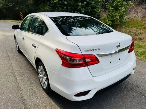 Used 2017 Nissan Sentra SV FWD image 3
