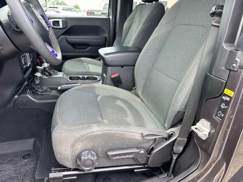Used 2024 Jeep Wrangler Sport AWD/4WD image 16
