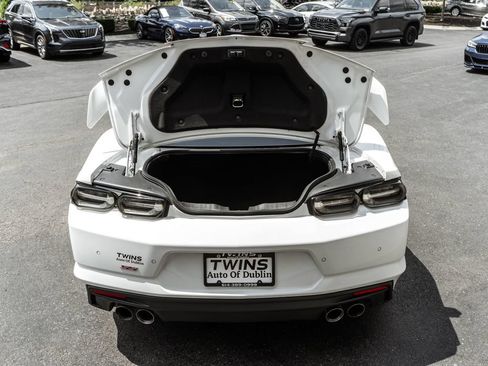 Used 2019 Chevrolet Camaro SS RWD image 27
