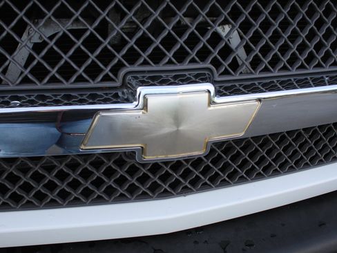 Used 2003 Chevrolet Silverado 1500 LS image 9