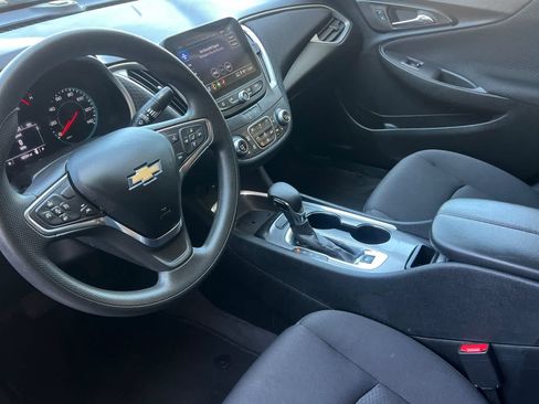 Used 2023 Chevrolet Malibu LT FWD image 12