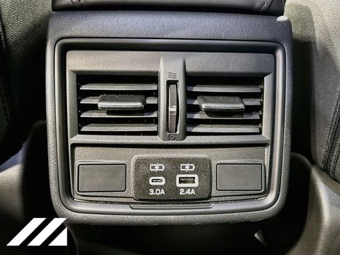 Used 2026 Subaru Outback Premium AWD/4WD image 28