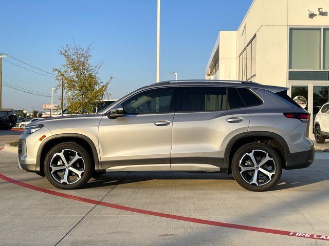 New 2025 Volkswagen Tiguan SE FWD image 3