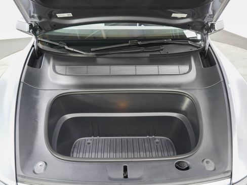 Used 2026 Tesla Model Y AWD image 32