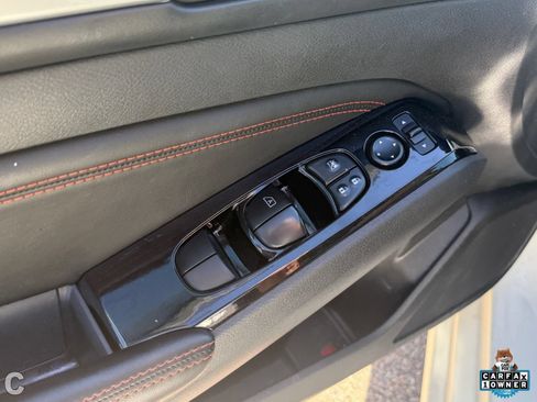 Used 2023 Nissan Altima 2.5 SR AWD/4WD image 16