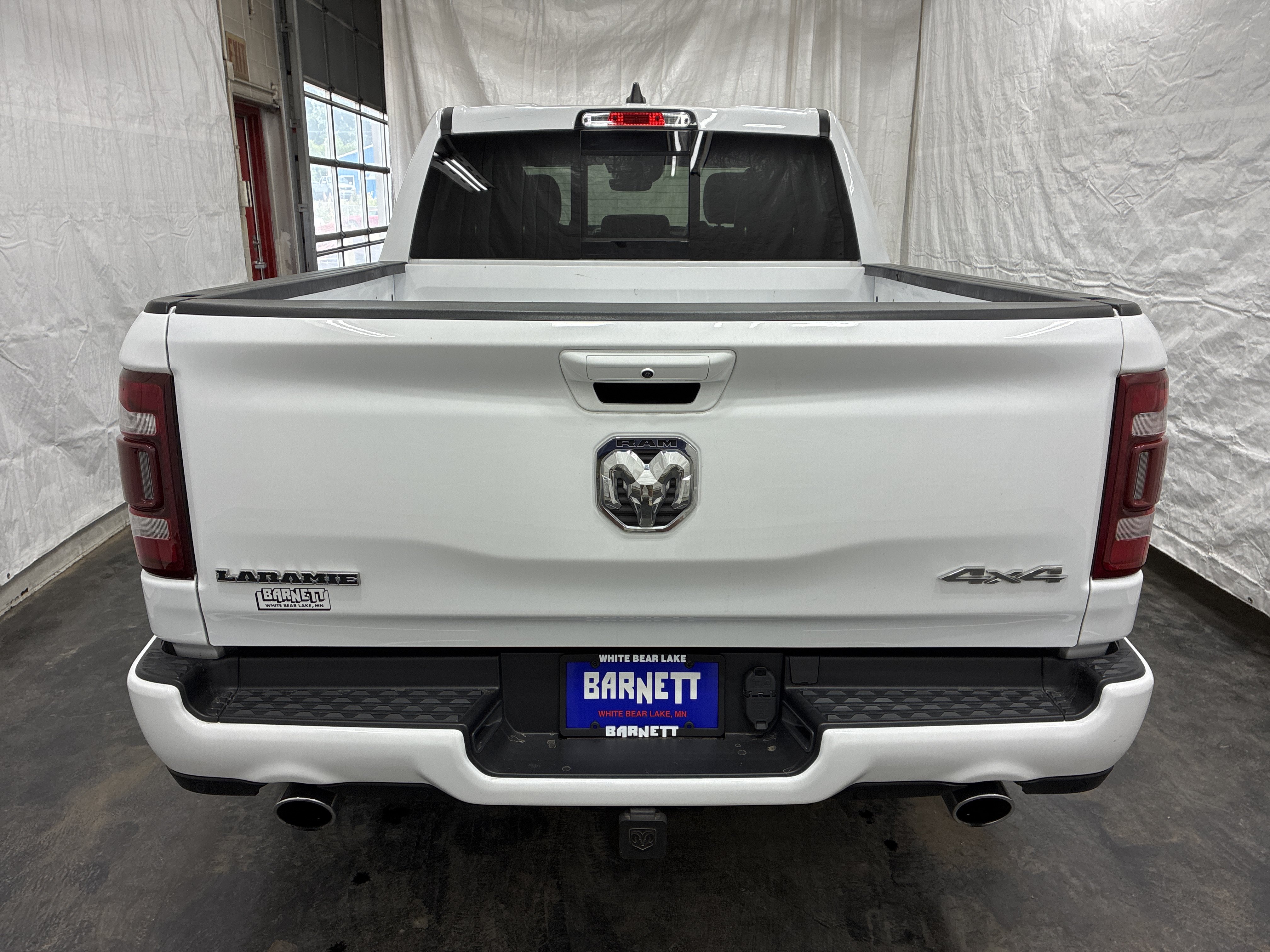 Certified 2022 RAM 1500 Laramie w/ Sport Appearance Package AWD/4WD image 9