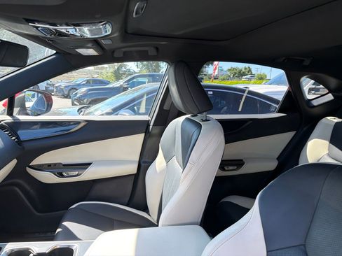 Used 2024 Lexus NX 350h AWD image 7