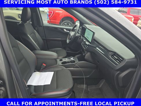 Certified 2025 Ford Escape ST-Line w/ Equipment Group 301A image 13