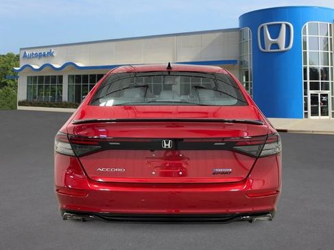 Used 2024 Honda Accord Sport image 4