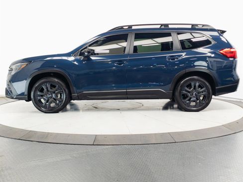Used 2025 Subaru Ascent Onyx Edition AWD/4WD image 8