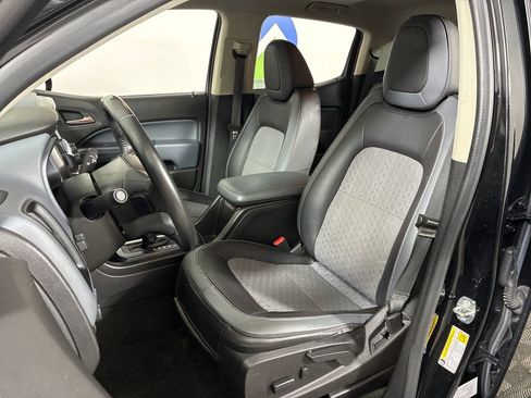 Used 2017 Chevrolet Colorado Z71 image 15