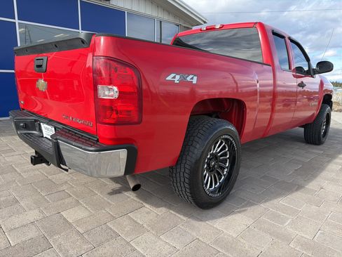 Used 2008 Chevrolet Silverado 1500 W/T w/ Skid Plate Package image 2